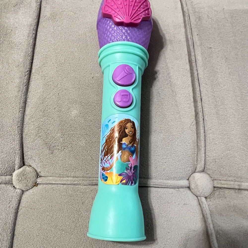 Little mermaid microphone